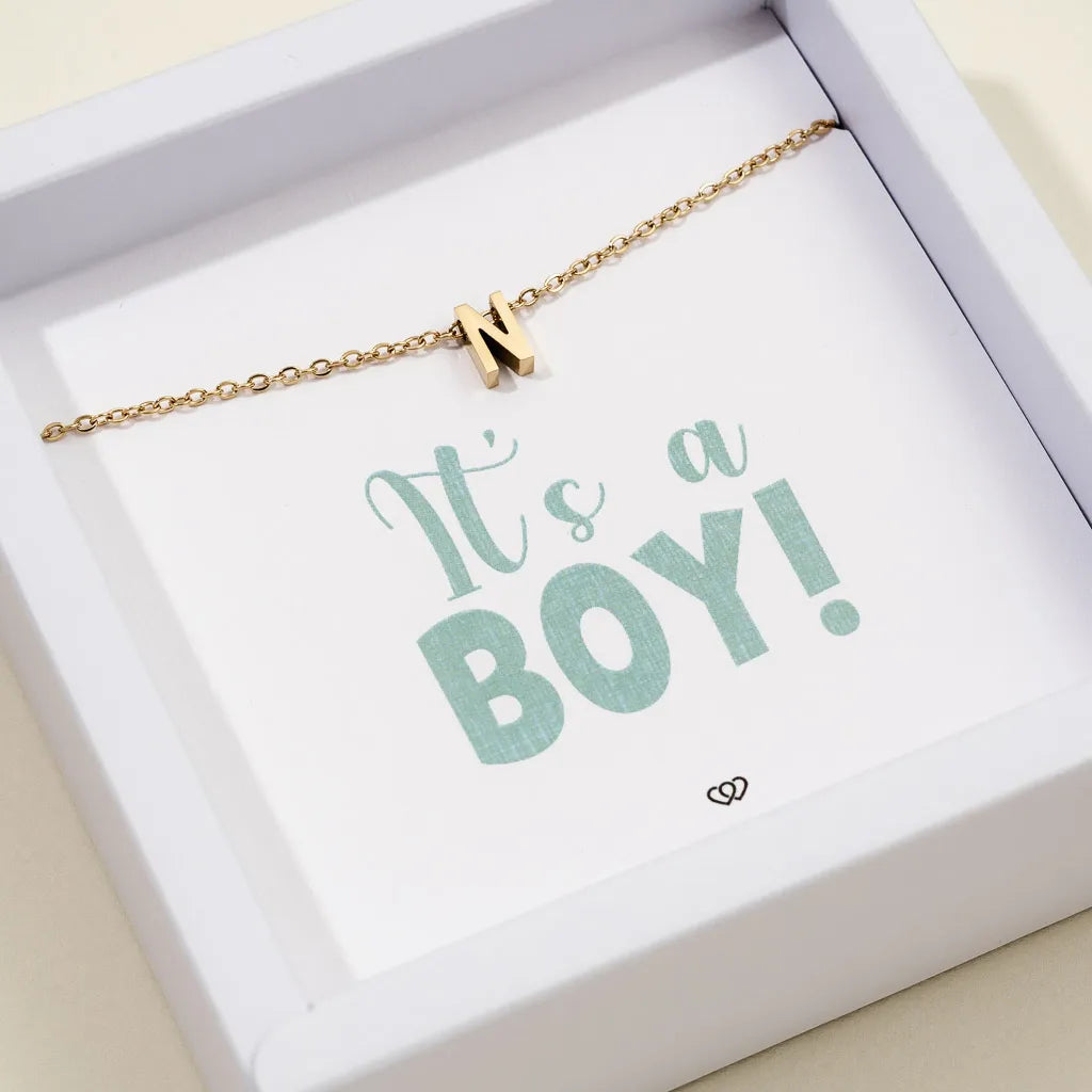 It’s a boy + Verižica Inicialka – zlata