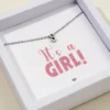 it's-a-girl-verižica-inicialka-srebrna